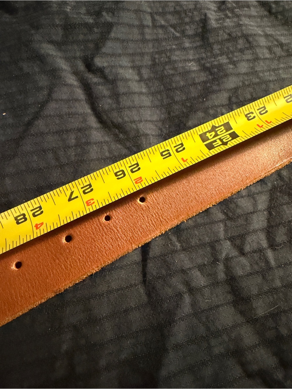 Gucci Suede Belt in Cognac with Gold Double-G Buckle - Picture 15 of 15